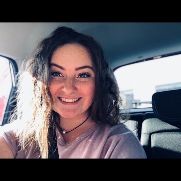 Meet your Posher, Harmony - Picture 1 of 1